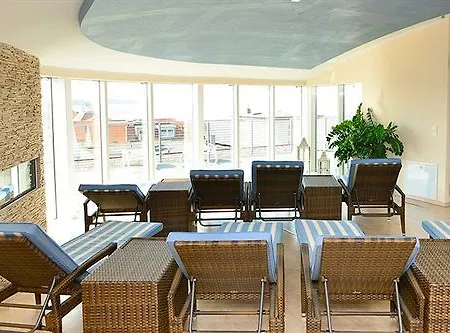 Strand-hotel Hübner 4*